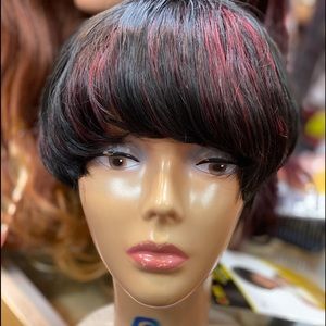 Short wig